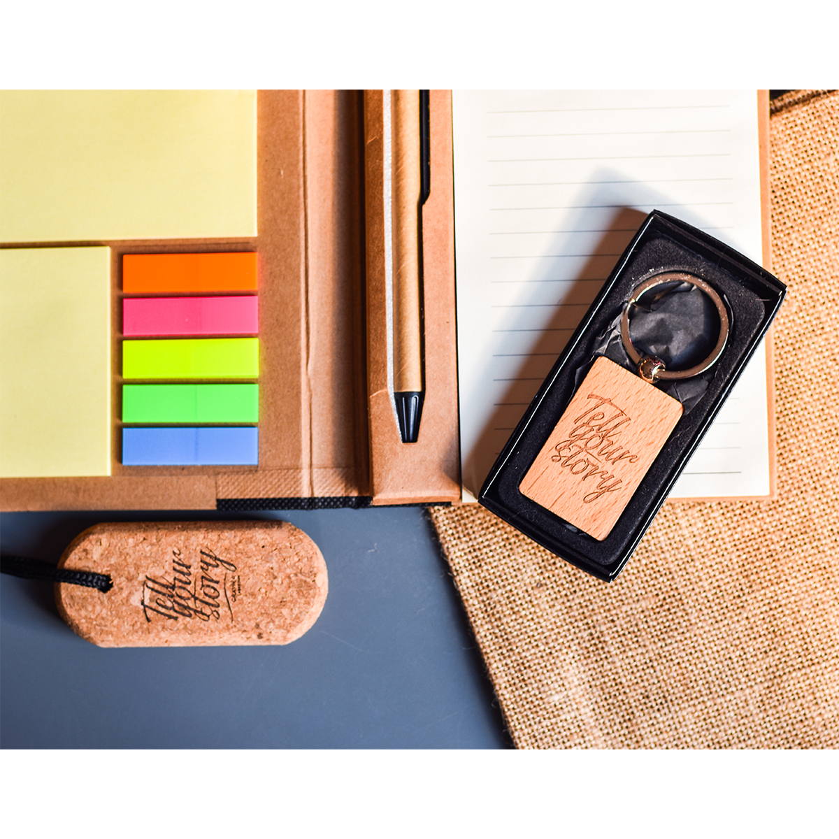 R17624.13 - Brelok korkowy Plivat, beżowy 